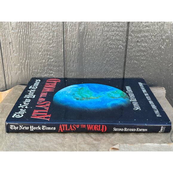 The New York Times Atlas Of The World Second Revised Edition Hardcover 1981 - Picture 5 of 16